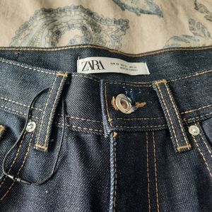 ZARA  NWOT Loose Cropped Jeans